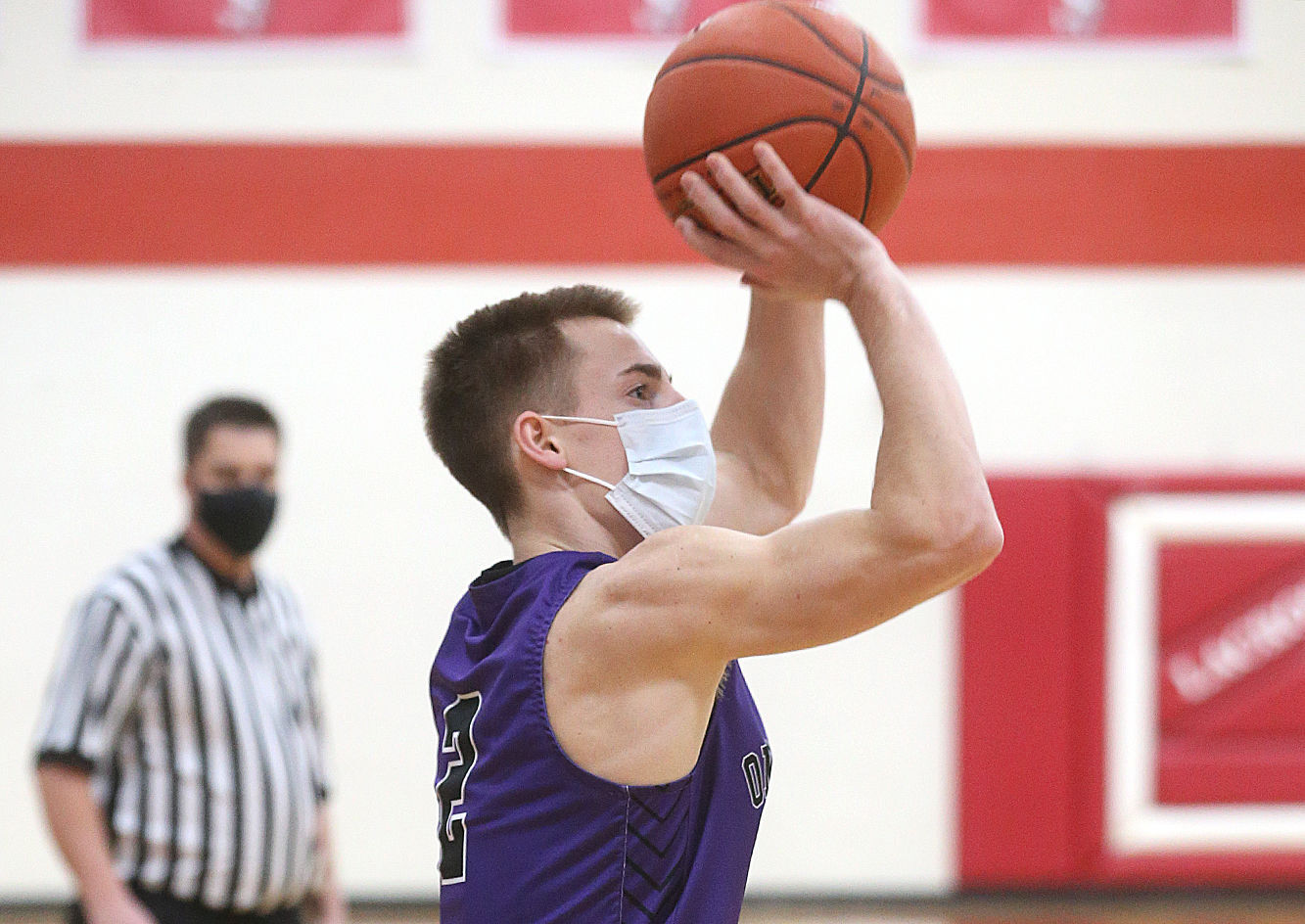 January 29: Onalaska vs Logan